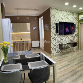 Здам квартиру, Науки просп. , 2 кім., 74 м², евроремонт
