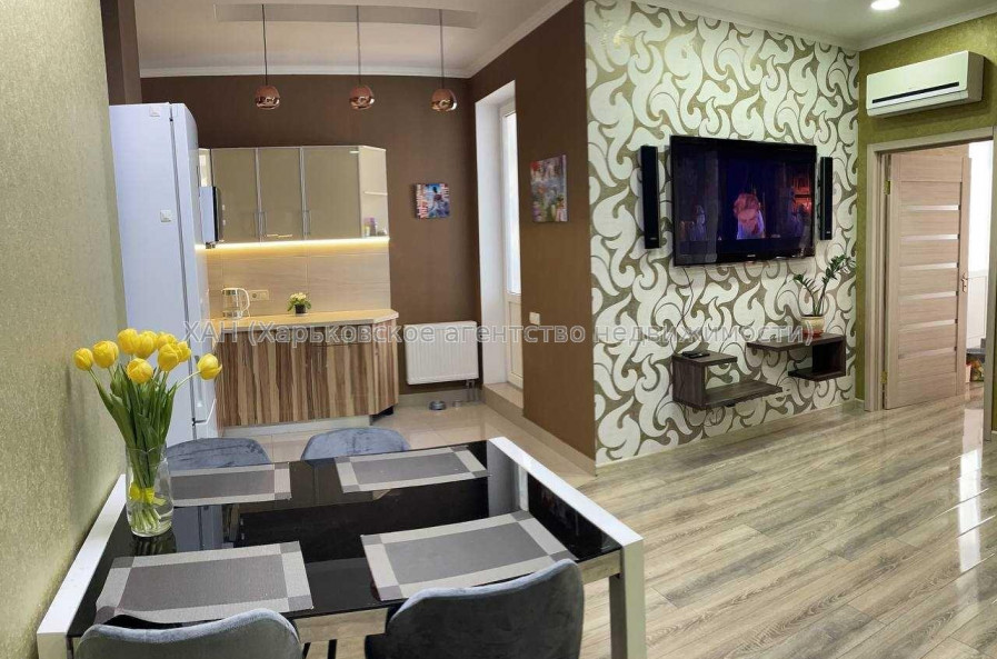 Сдам квартиру, Науки просп. , 2  ком., 74 м², евроремонт 