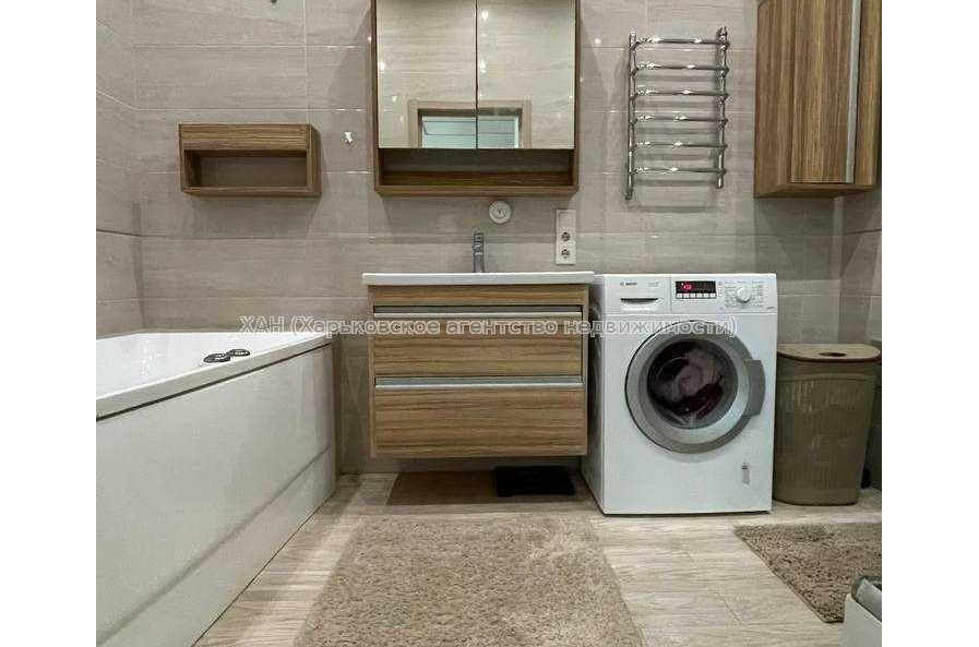 Сдам квартиру, Науки просп. , 2  ком., 74 м², евроремонт 