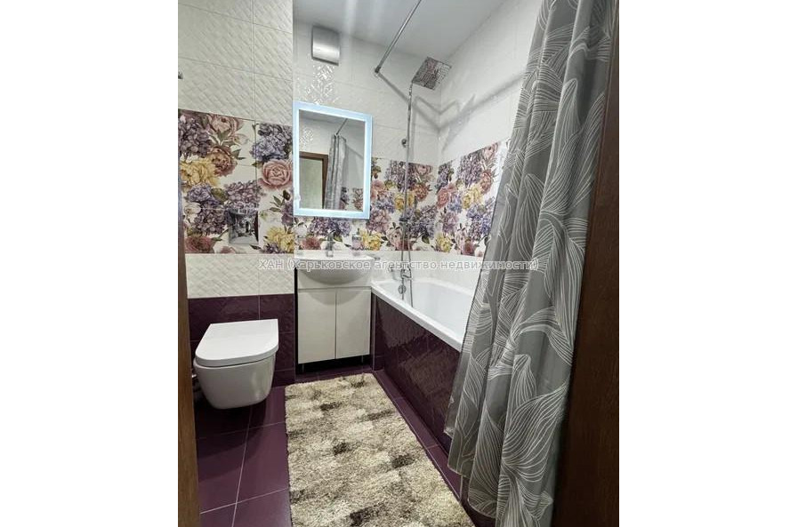 Продам квартиру, Салтовское шоссе , 2  ком., 44 м², капитальный ремонт 