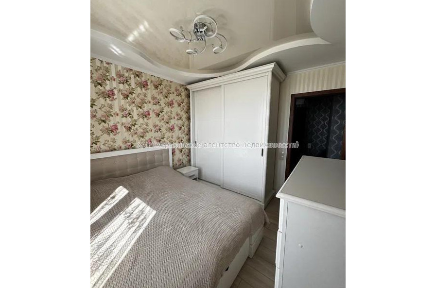 Продам квартиру, Салтовское шоссе , 2  ком., 44 м², капитальный ремонт 