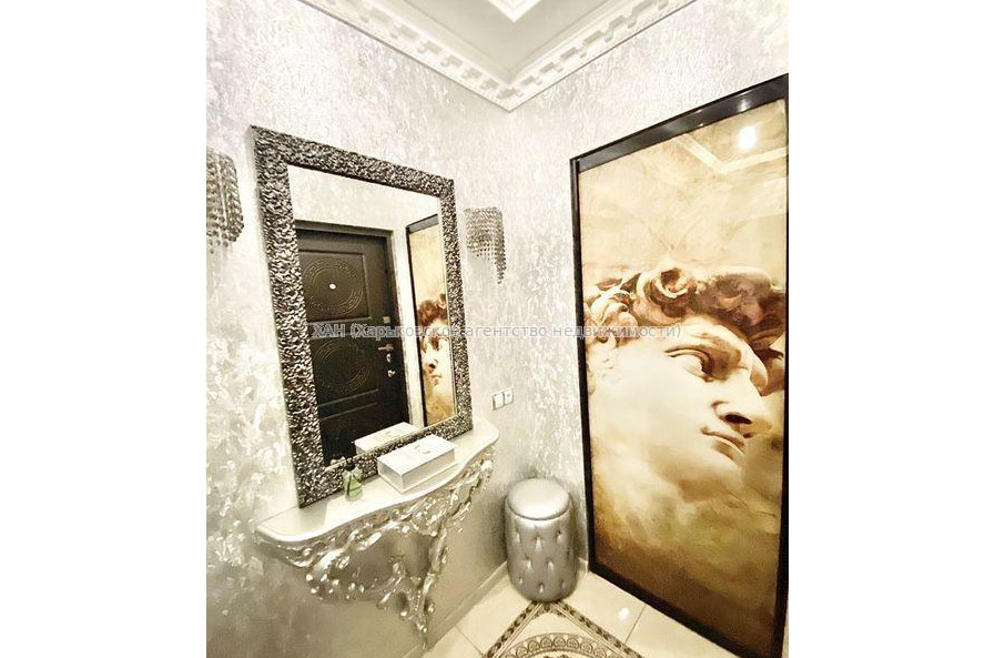 Продам квартиру, Салтовское шоссе , 4  ком., 70 м², авторский дизайн 