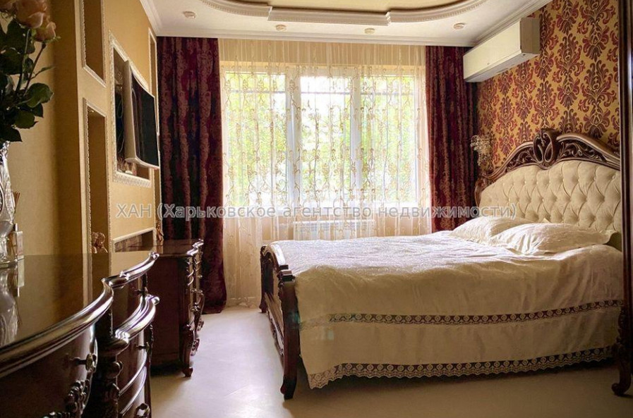 Продам квартиру, Салтовское шоссе , 4  ком., 70 м², авторский дизайн 