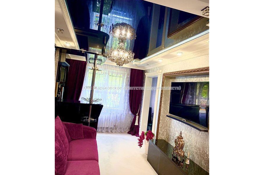 Продам квартиру, Салтовское шоссе , 4  ком., 70 м², авторский дизайн 