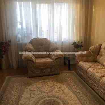 Продам квартиру, Юбилейный просп. , 3  ком., 70 м², капитальный ремонт 