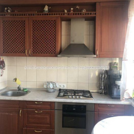 Продам квартиру, Юбилейный просп. , 3 кім., 70 м², капитальный ремонт