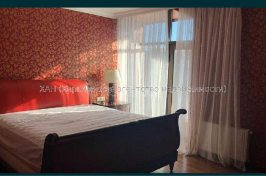 Продам квартиру, Леся Курбаса ул. , 4  ком., 205 м², авторский дизайн 