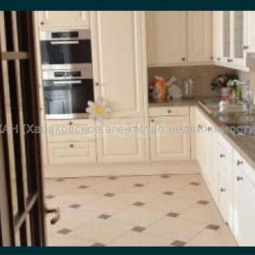 Продам квартиру, Леся Курбаса ул. , 4  ком., 205 м², авторский дизайн 