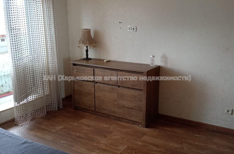 Продам квартиру, Шариковая ул. , 1  ком., 27 м², евроремонт 