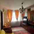 Продам квартиру, Бучмы ул. , 4  ком., 70 м², косметический ремонт 