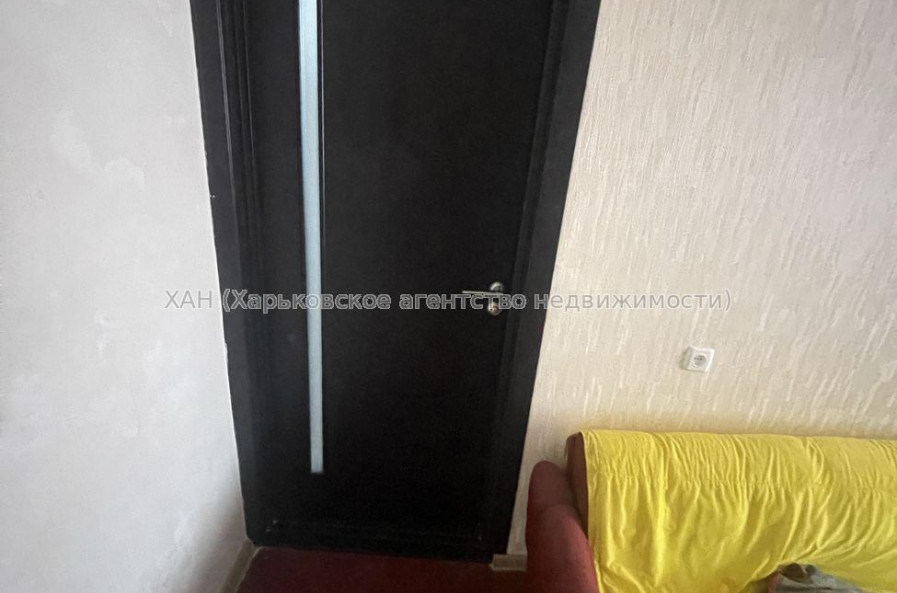 Продам квартиру, Бучмы ул. , 4  ком., 70 м², косметический ремонт 