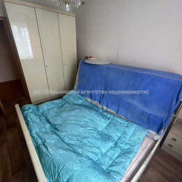 Продам квартиру, Бучмы ул. , 4  ком., 70 м², косметический ремонт 