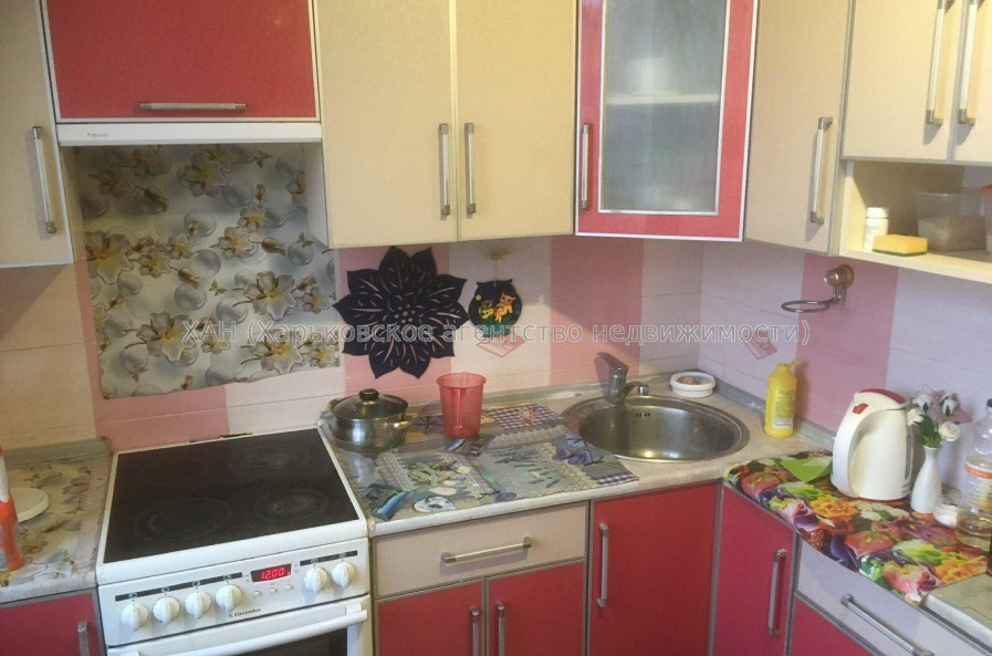 Продам квартиру, Людвига Свободы просп. , 3  ком., 65 м², косметический ремонт 