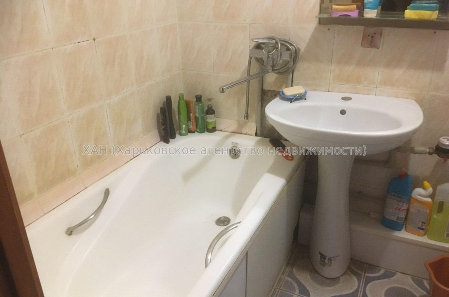 Продам квартиру, Людвига Свободы просп. , 3  ком., 65 м², косметический ремонт 