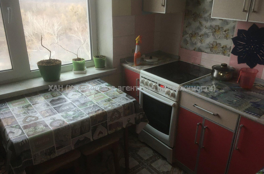 Продам квартиру, Людвига Свободы просп. , 3  ком., 65 м², косметический ремонт 