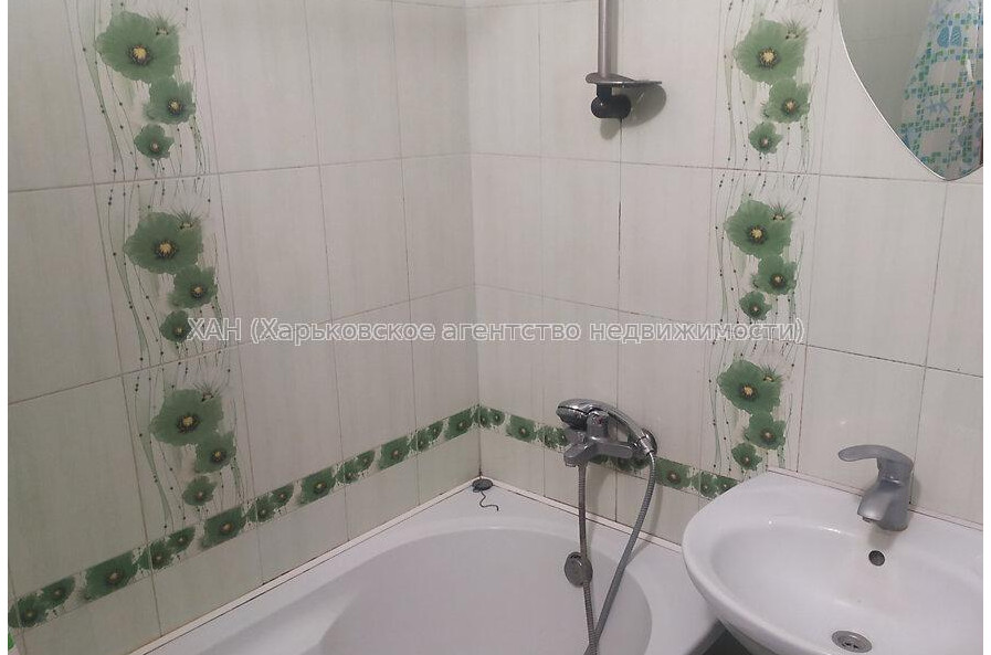 Продам квартиру, Ковтуна ул. , 1 кім., 39 м², капитальный ремонт 