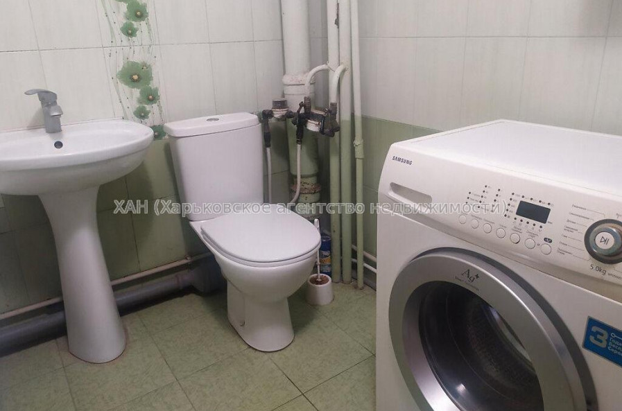 Продам квартиру, Ковтуна ул. , 1 кім., 39 м², капитальный ремонт 
