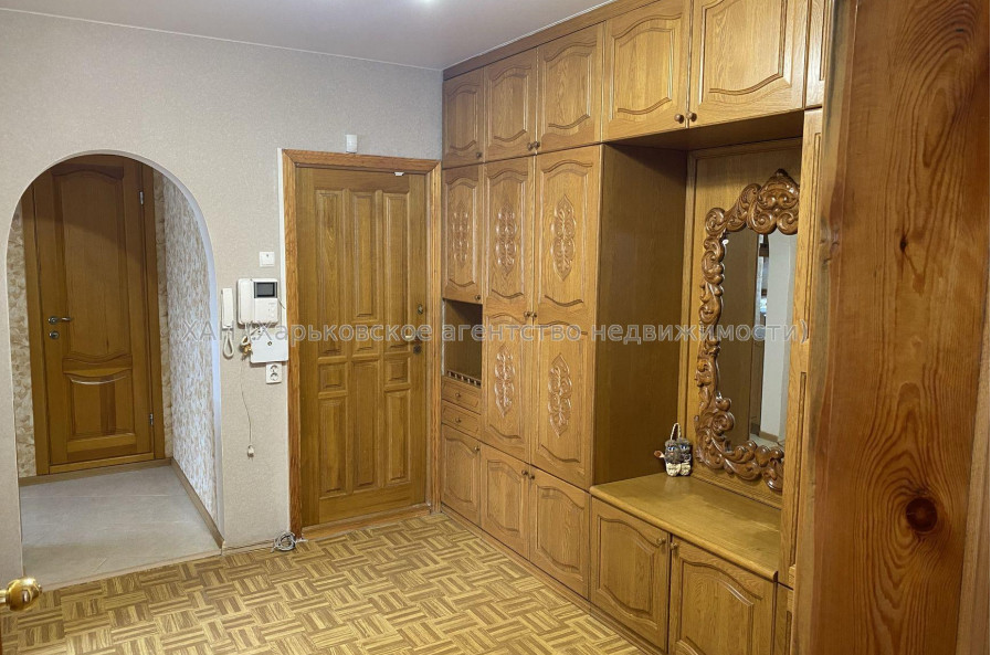 Продам квартиру, Натальи Ужвий ул. , 3 кім., 68.90 м², евроремонт 