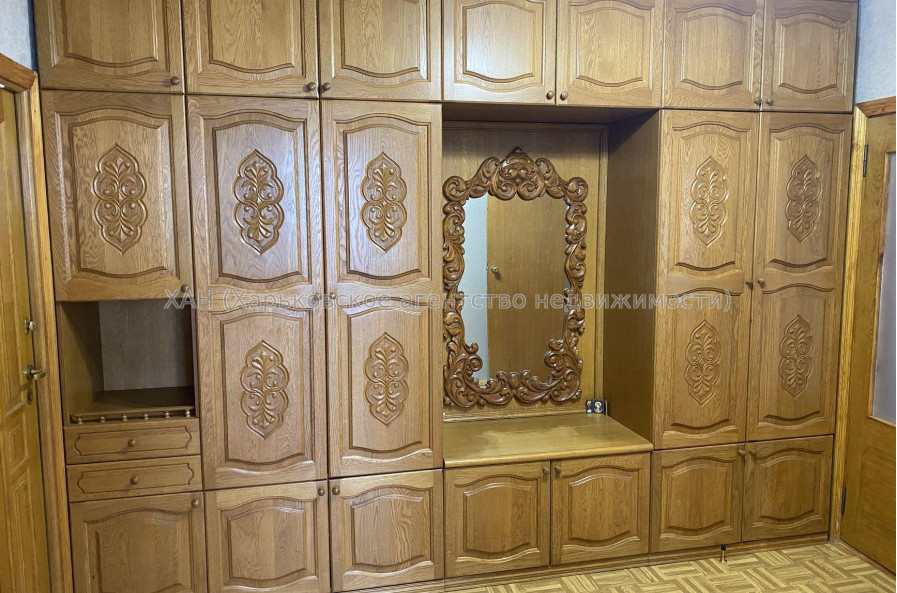 Продам квартиру, Натальи Ужвий ул. , 3 кім., 68.90 м², евроремонт 