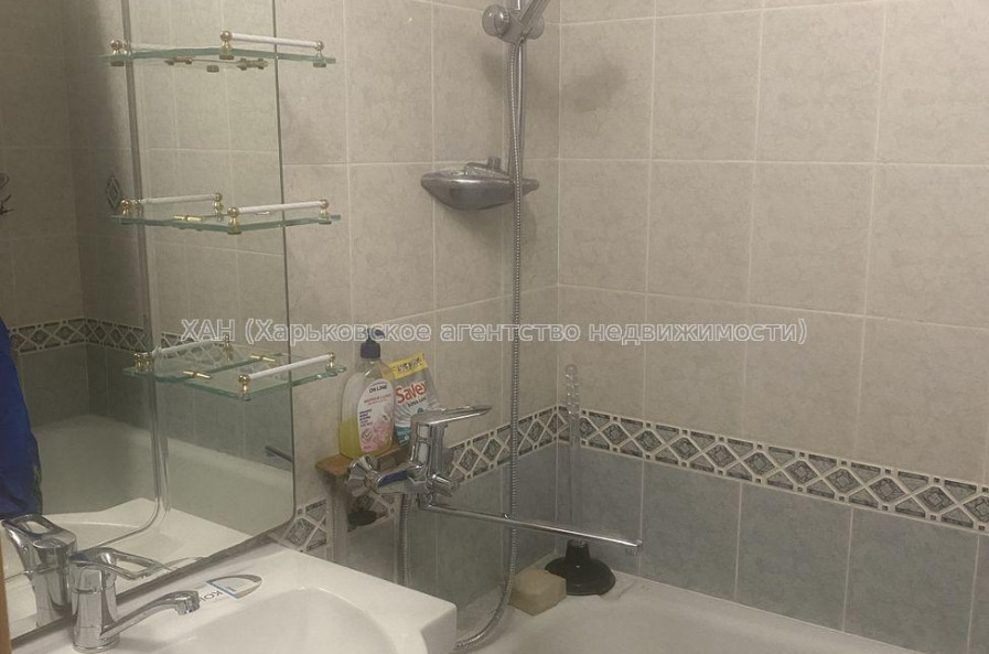 Продам квартиру, Натальи Ужвий ул. , 3 кім., 68.90 м², евроремонт 