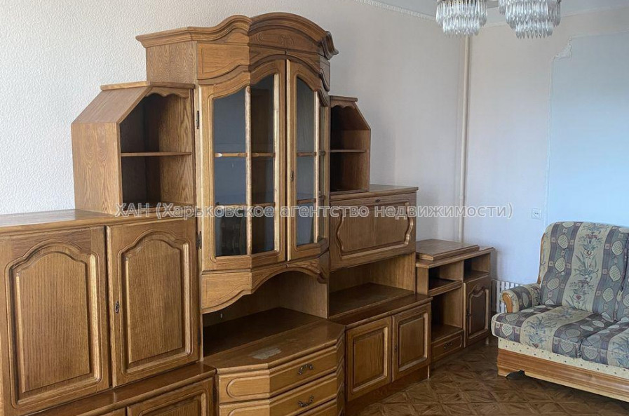 Продам квартиру, Натальи Ужвий ул. , 3  ком., 68.90 м², евроремонт 