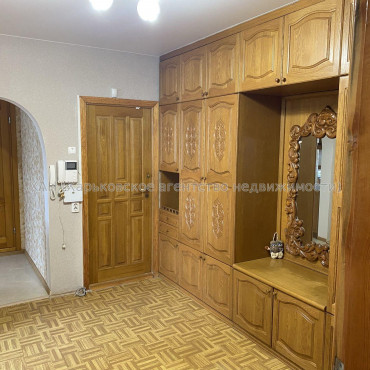 Продам квартиру, Натальи Ужвий ул. , 3  ком., 68.90 м², евроремонт 