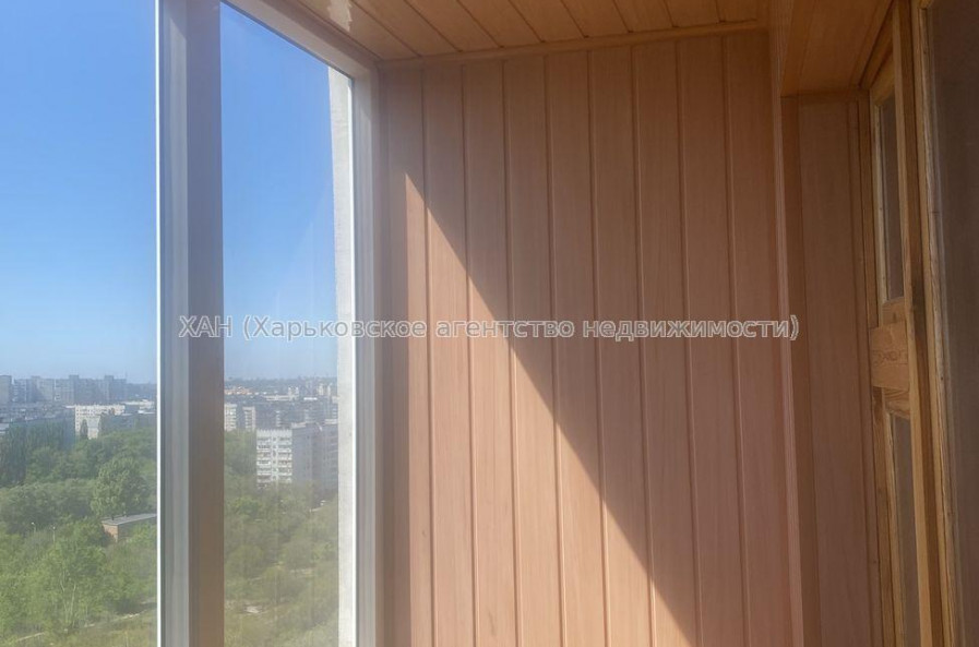 Продам квартиру, Натальи Ужвий ул. , 3 кім., 68.90 м², евроремонт 