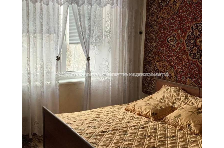 Продам квартиру, Гвардейцев Широнинцев ул. , 2 кім., 44.20 м², косметический ремонт 