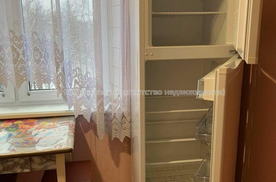 Продам квартиру, Гвардейцев Широнинцев ул. , 2 кім., 44.20 м², косметический ремонт 