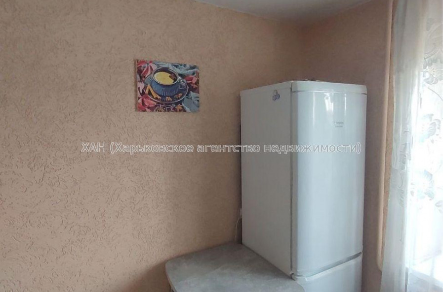 Продам квартиру, Ньютона ул. , 1 кім., 33 м², капитальный ремонт 
