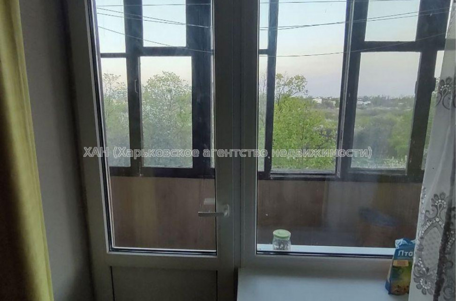 Продам квартиру, Ньютона ул. , 1 кім., 33 м², капитальный ремонт 
