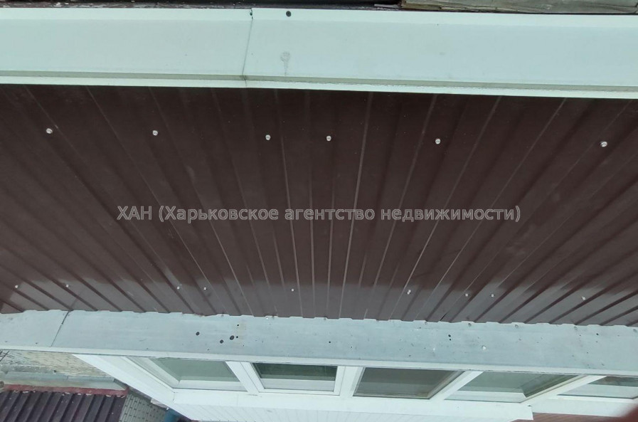 Продам квартиру, Ньютона ул. , 1 кім., 33 м², капитальный ремонт 