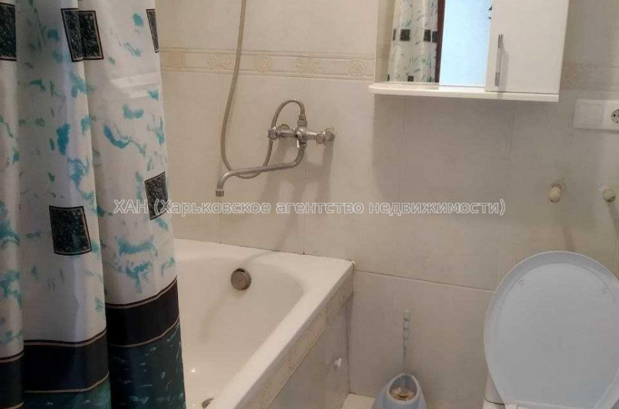 Продам квартиру, Тракторостроителей просп. , 1 кім., 32.60 м², косметический ремонт 
