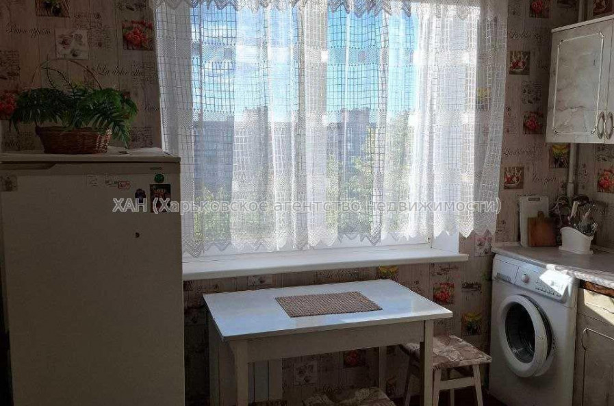 Продам квартиру, Тракторостроителей просп. , 1  ком., 32.60 м², косметический ремонт 