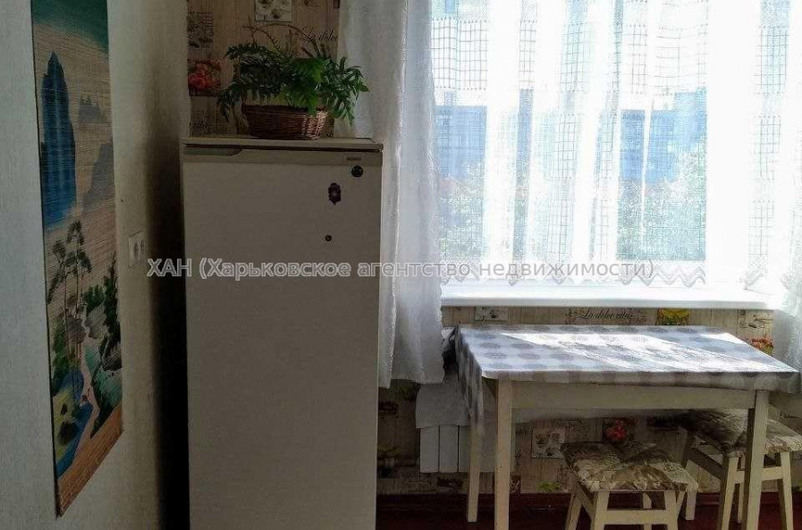 Продам квартиру, Тракторостроителей просп. , 1 кім., 32.60 м², косметический ремонт 
