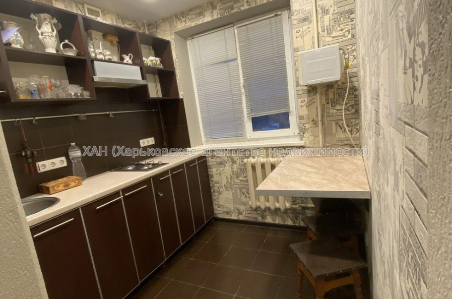 Сдам квартиру, Юбилейный просп. , 1  ком., 35 м², капитальный ремонт 