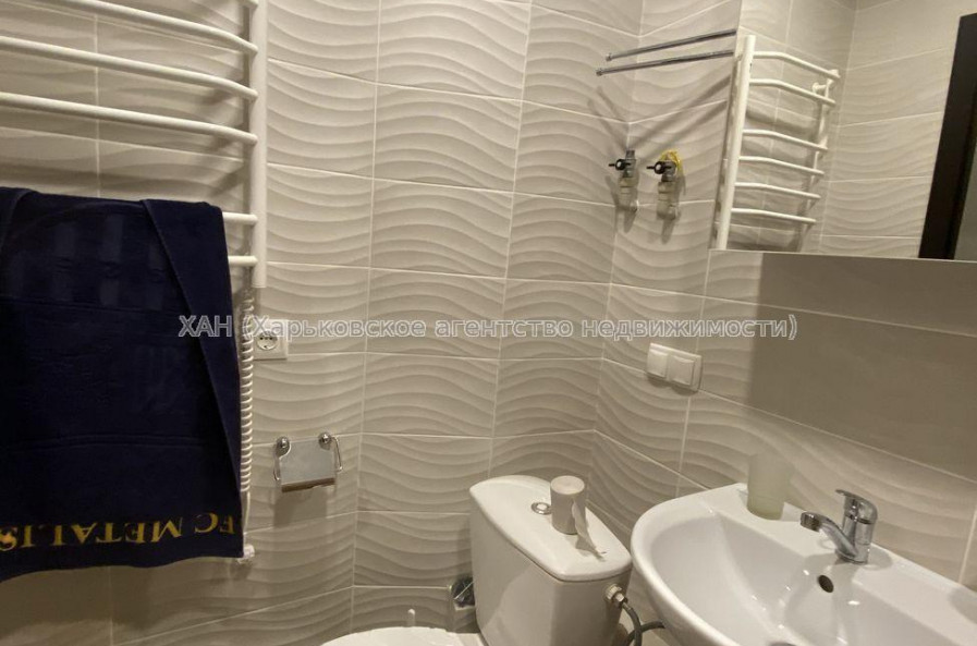 Сдам квартиру, Юбилейный просп. , 1  ком., 35 м², капитальный ремонт 