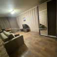Сдам квартиру, Юбилейный просп. , 1  ком., 35 м², капитальный ремонт 