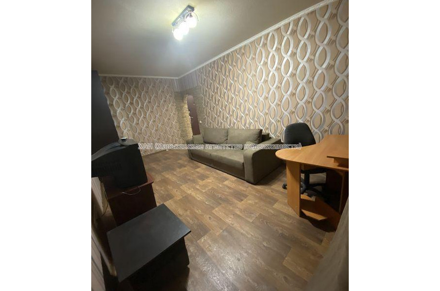 Сдам квартиру, Юбилейный просп. , 1  ком., 35 м², капитальный ремонт 