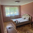 Продам квартиру, Светлая ул. , 3 кім., 61.20 м², косметический ремонт 