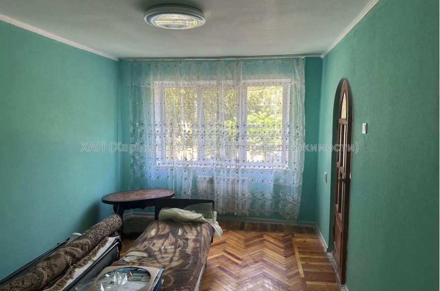Продам квартиру, Светлая ул. , 3 кім., 61.20 м², косметический ремонт 