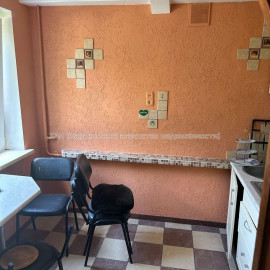 Продам квартиру, Светлая ул. , 3  ком., 61.20 м², косметический ремонт