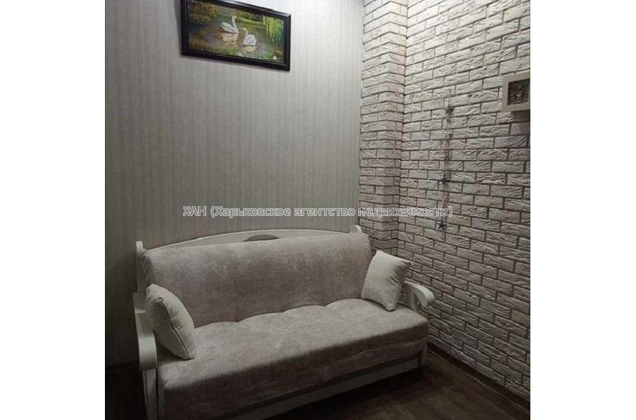 Продам квартиру, Аскольдовская ул. , 1  ком., 29 м², капитальный ремонт 