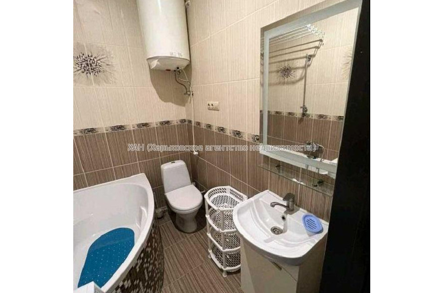 Продам квартиру, Аскольдовская ул. , 1  ком., 29 м², капитальный ремонт 