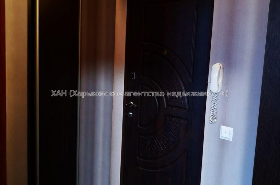 Продам квартиру, 92-й бригады ул. , 1  ком., 38 м², капитальный ремонт 