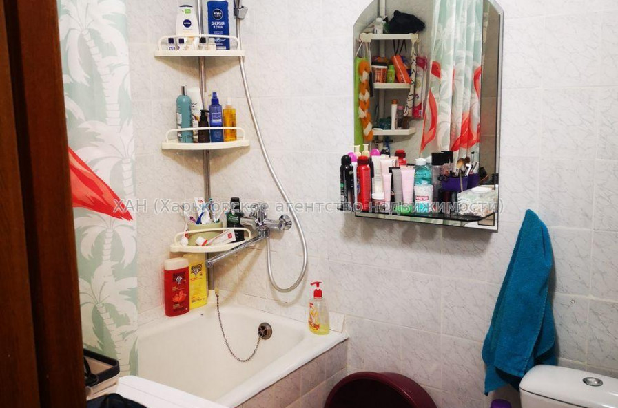 Продам квартиру, 92-й бригады ул. , 1 кім., 38 м², капитальный ремонт 
