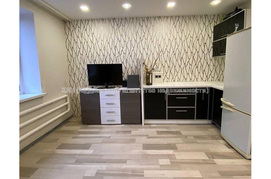 Продам квартиру, Байрона пр-т , 2  ком., 47 м², капитальный ремонт 