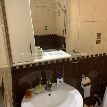 Продам квартиру, Власенко ул. , 1 кім., 40 м², евроремонт 