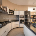 Продам будинок, Алексеевская ул. , 420 м², 15 соток, капитальный ремонт 