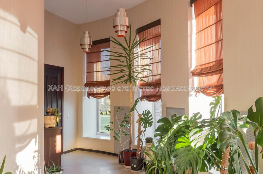 Продам будинок, Алексеевская ул. , 420 м², 15 соток, капитальный ремонт 